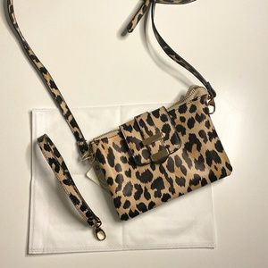 Urban Expressions Leopard Print Crossbody Bag
